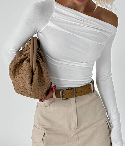 Irregular collar knitted T-shirt