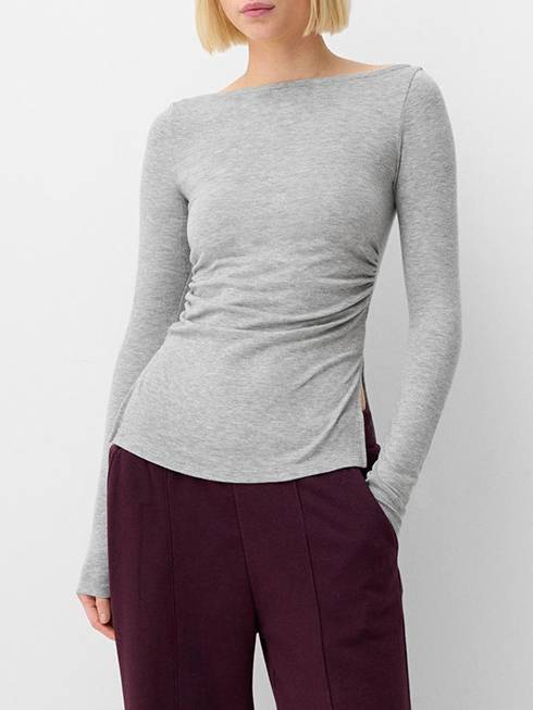 Boat neck pleated slit T-shirt - Image 7